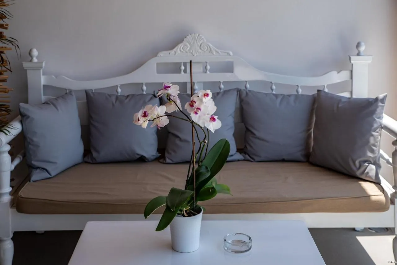 מלון Klouvas Casa Di Pietra Mykonos 3*,